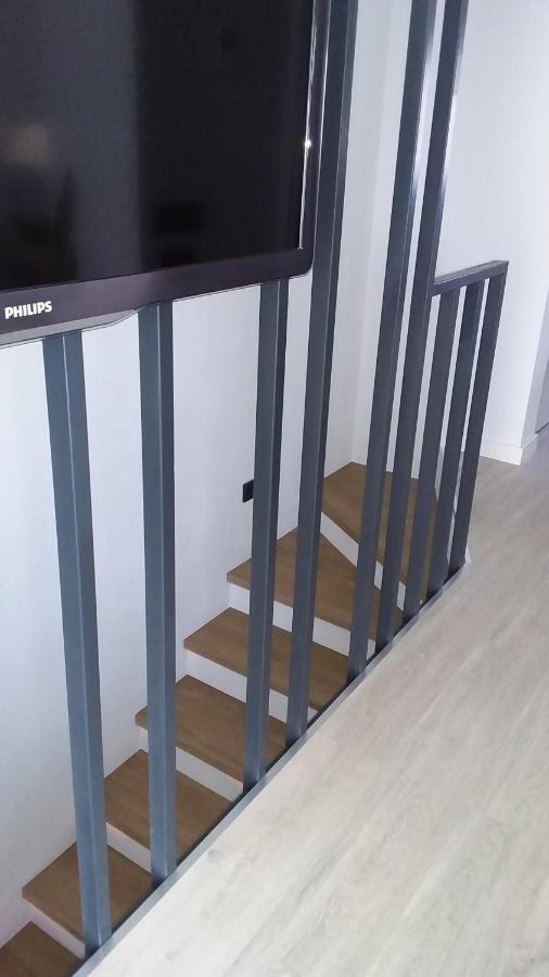 New J&R Apartment Near Girstutis, Free Private Parking & Self Check-In Kaunas Esterno foto
